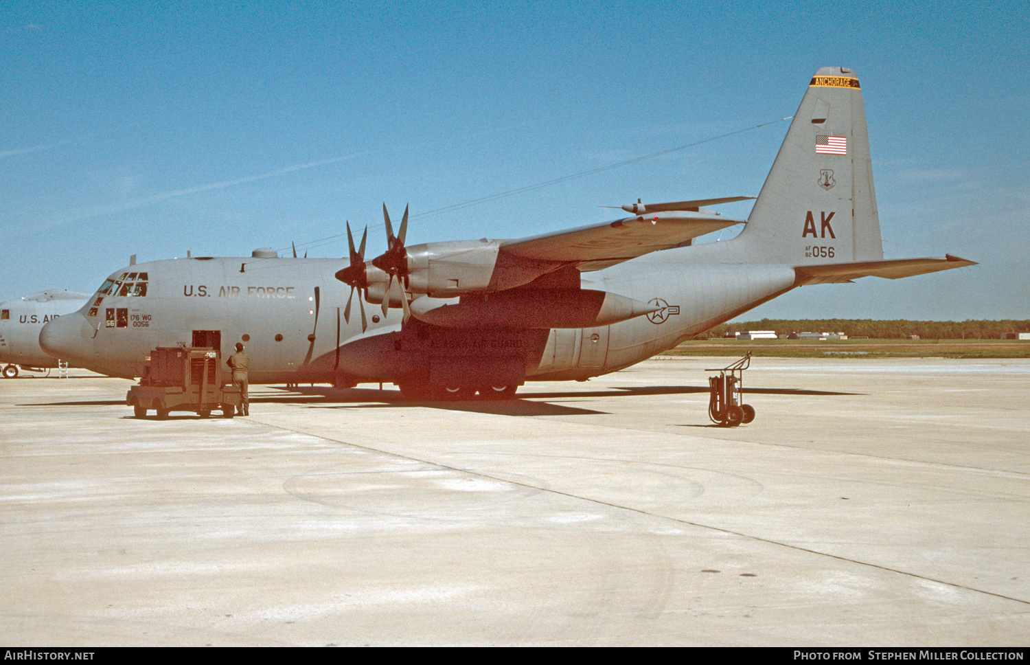 Aircraft Photo of 82-0056 / AF82-056 | Lockheed C-130H Hercules | USA - Air Force | AirHistory.net #558257