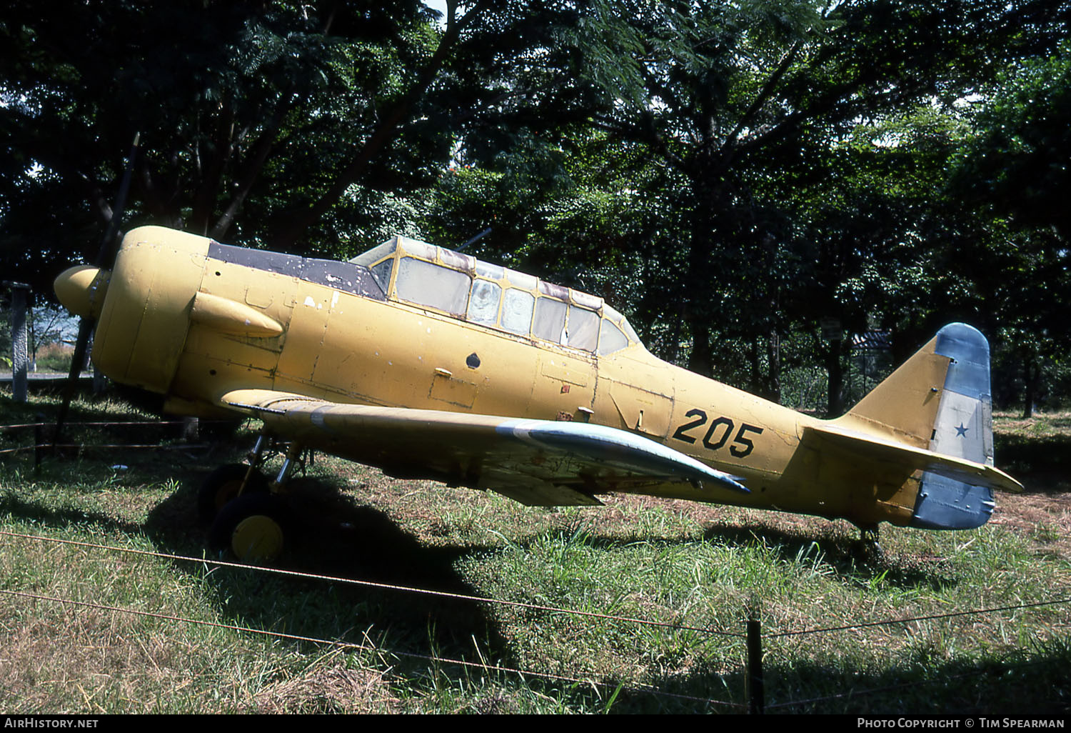 Aircraft Photo of 205 | North American SNJ-4 Texan | Honduras - Air Force | AirHistory.net #558269