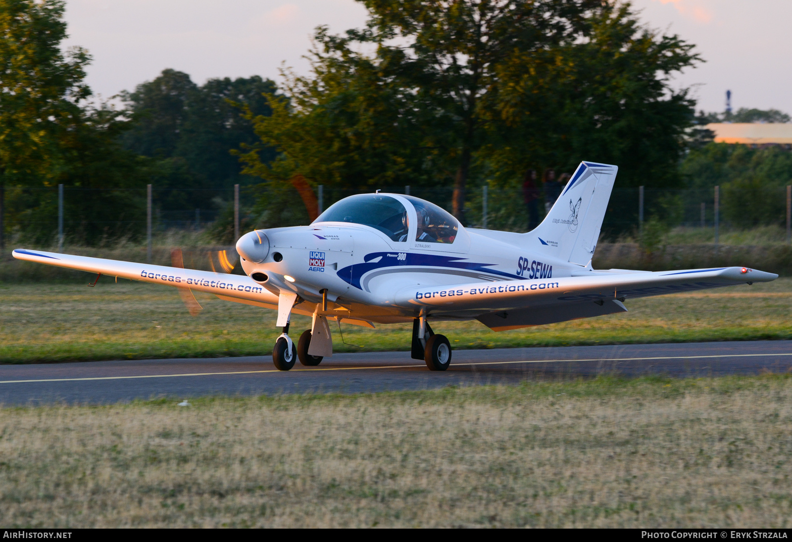 Aircraft Photo of SP-SEWA | Alpi Pioneer 300STD | AirHistory.net #558314