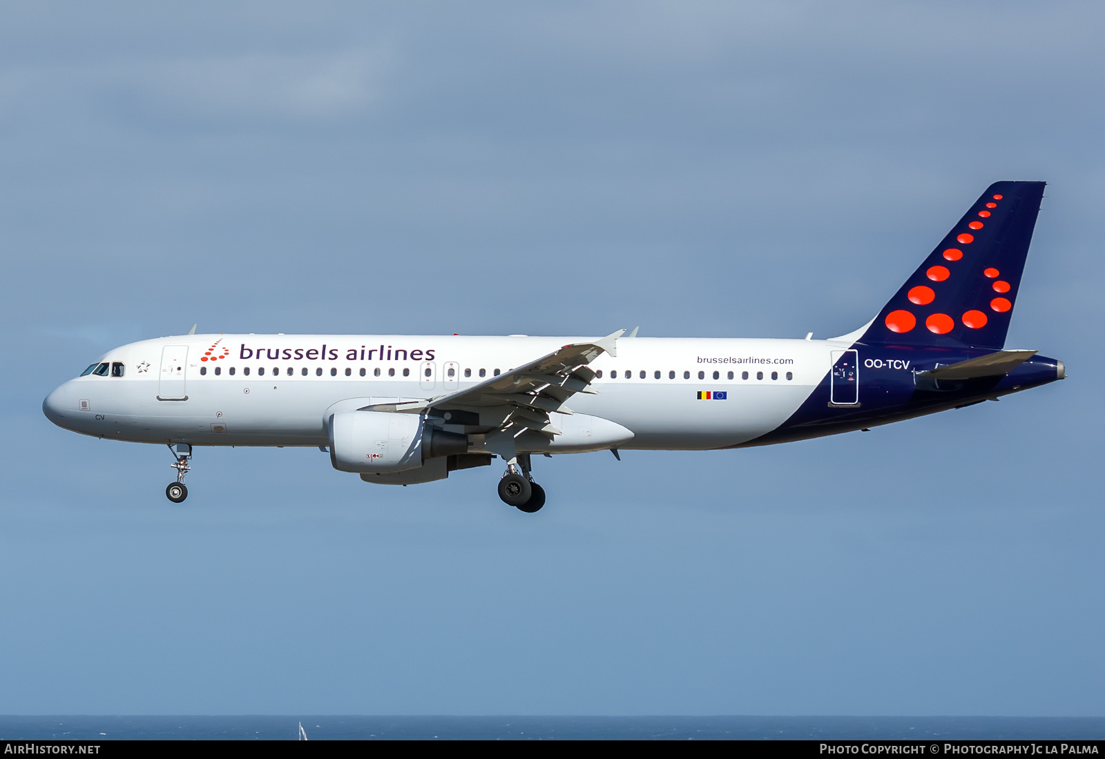 Aircraft Photo of OO-TCV | Airbus A320-231 | Brussels Airlines | AirHistory.net #558323