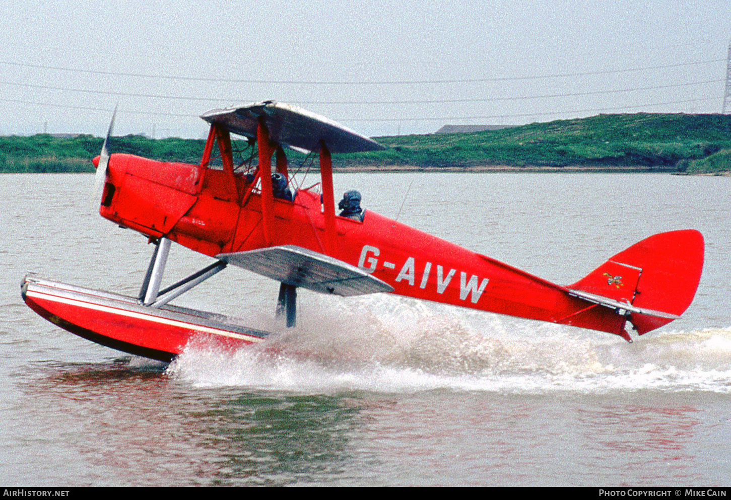 Aircraft Photo of G-AIVW | De Havilland D.H. 82A Tiger Moth II | The Tiger Club | AirHistory.net #558372