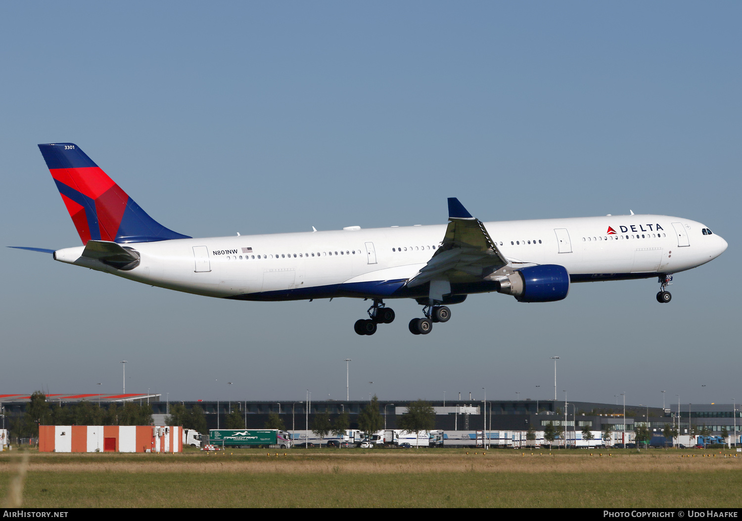 Aircraft Photo of N801NW | Airbus A330-323 | Delta Air Lines | AirHistory.net #558405