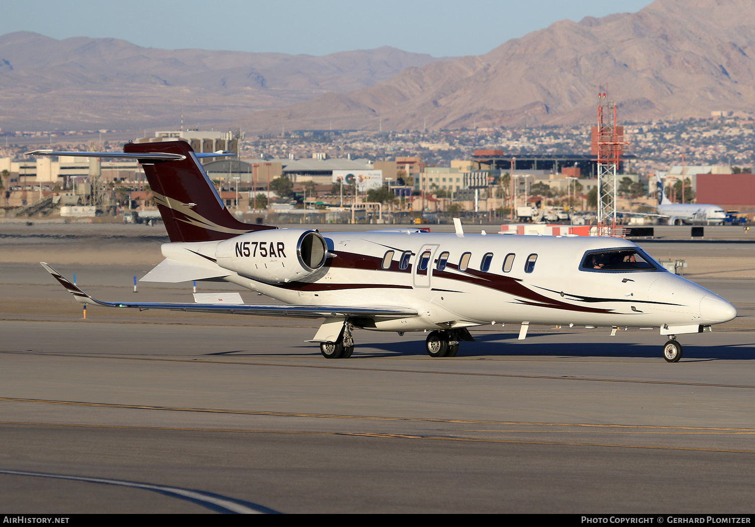 Aircraft Photo of N575AR | Learjet 75 | AirHistory.net #558525