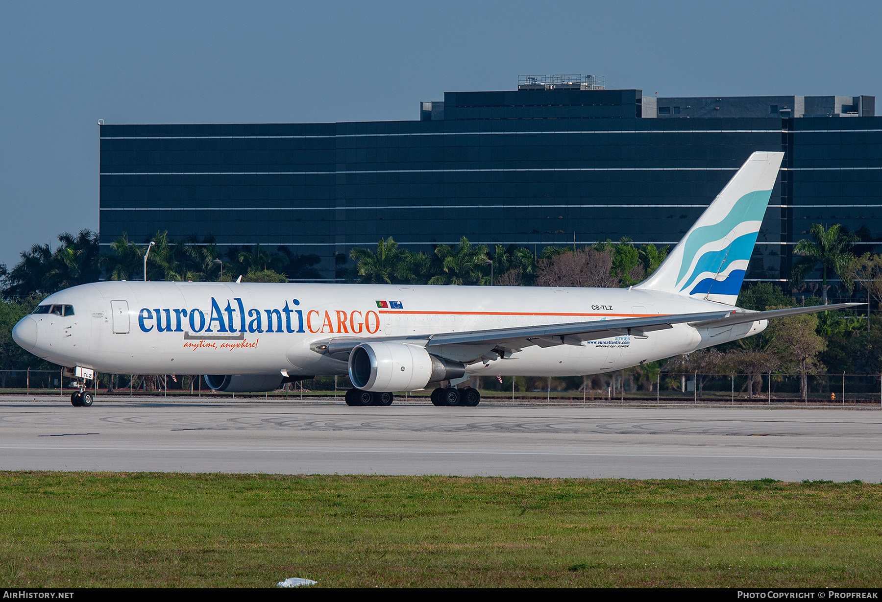 Aircraft Photo of CS-TLZ | Boeing 767-375/ER(BDSF) | Euro Atlantic Airways Cargo | AirHistory.net #558632