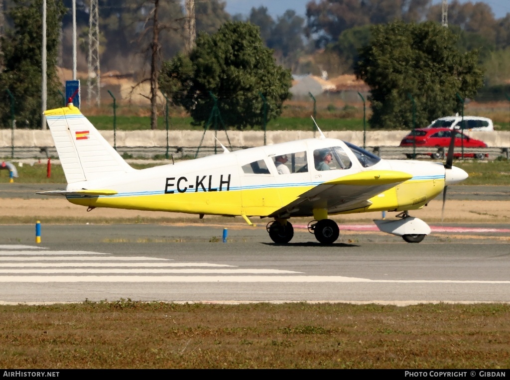 Aircraft Photo of EC-KLH | Piper PA-28-180 Cherokee F | AirHistory.net #558689