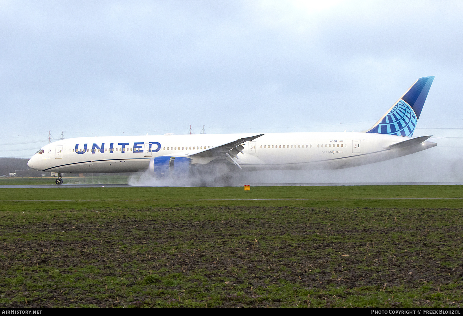 Aircraft Photo of N13018 | Boeing 787-10 Dreamliner | United Airlines | AirHistory.net #558746
