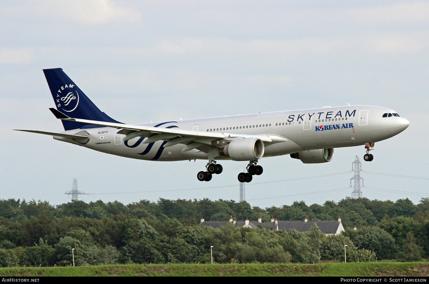 Aircraft Photo of HL8212 | Airbus A330-223 | Korean Air | AirHistory.net #558836