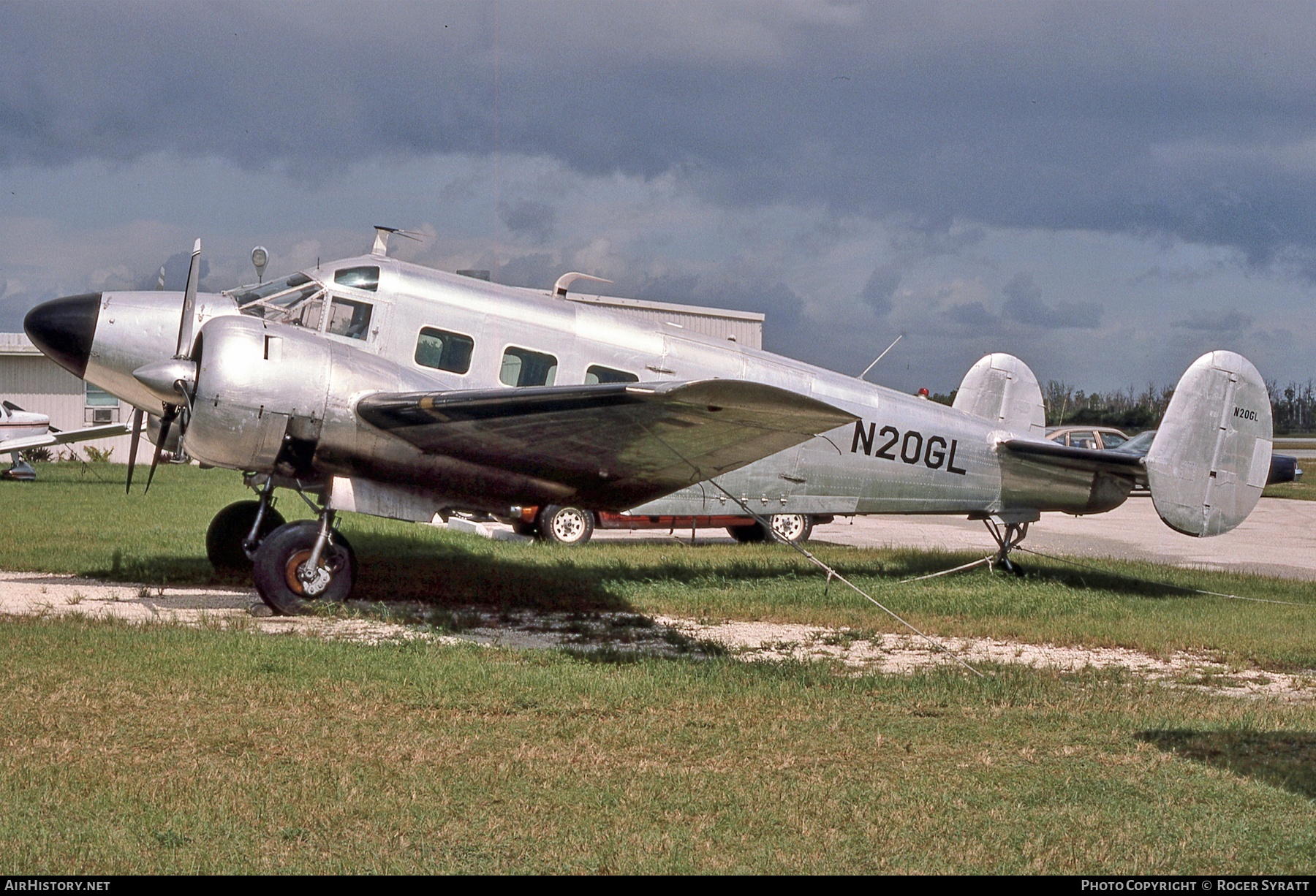 Aircraft Photo of N20GL | Beech E18S | AirHistory.net #558871