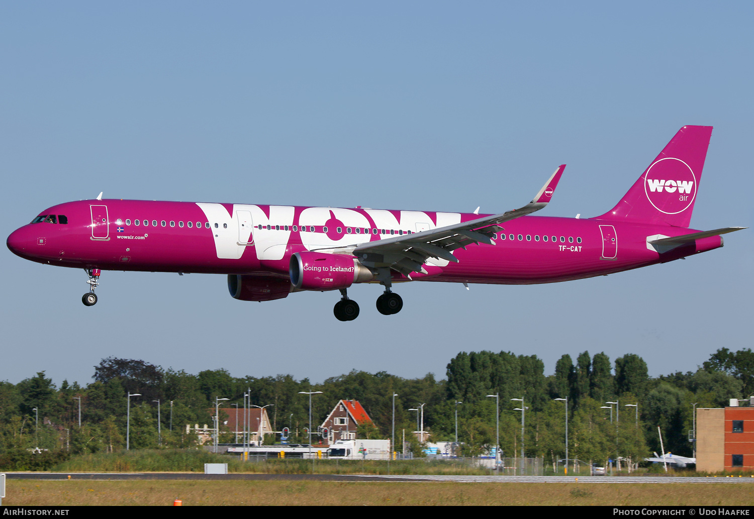 Aircraft Photo of TF-CAT | Airbus A321-211 | WOW Air | AirHistory.net #558908