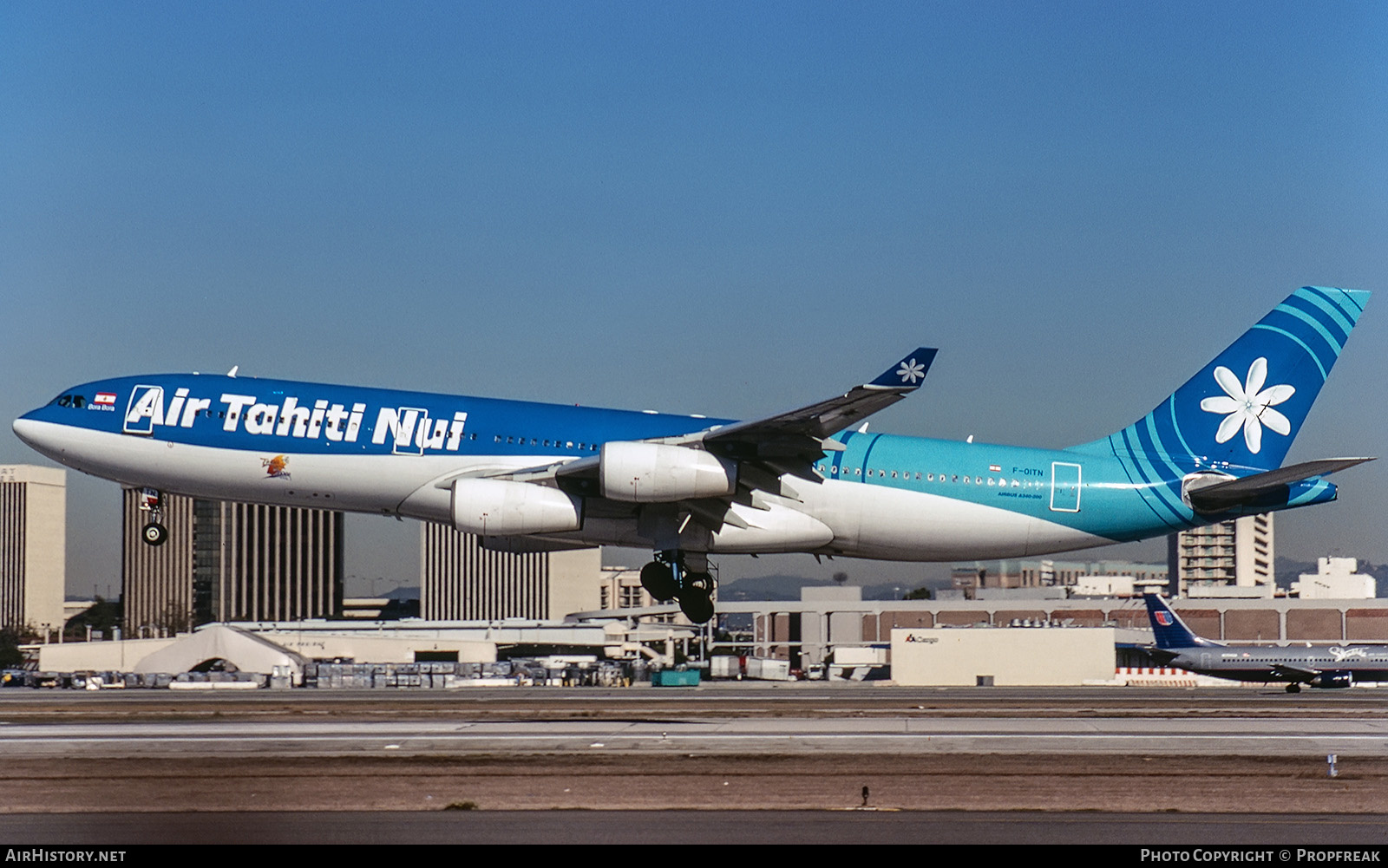 Aircraft Photo of F-OITN | Airbus A340-211 | Air Tahiti Nui | AirHistory.net #558909