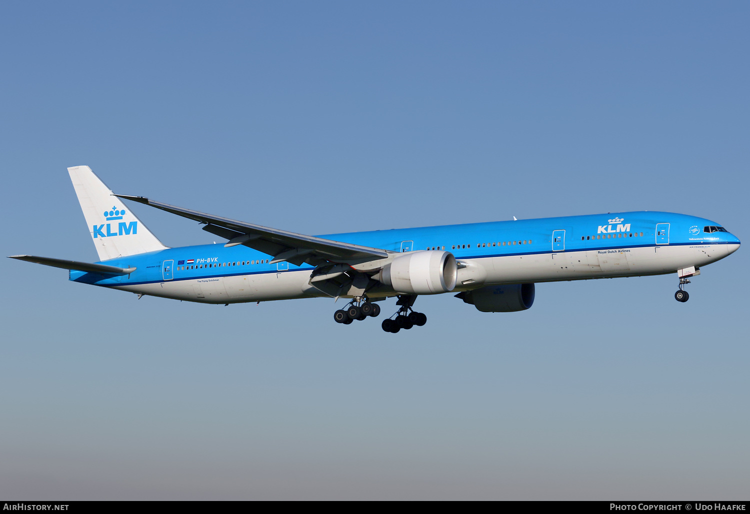 Aircraft Photo of PH-BVK | Boeing 777-306/ER | KLM - Royal Dutch Airlines | AirHistory.net #558922