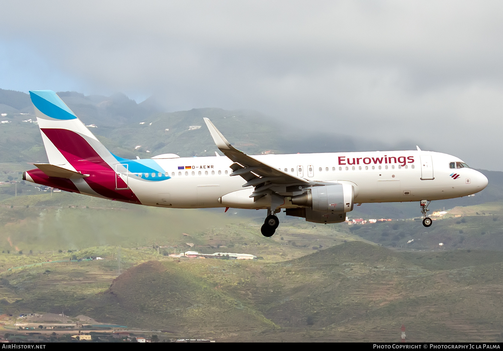 Aircraft Photo of D-AEWR | Airbus A320-214 | Eurowings | AirHistory.net #558982