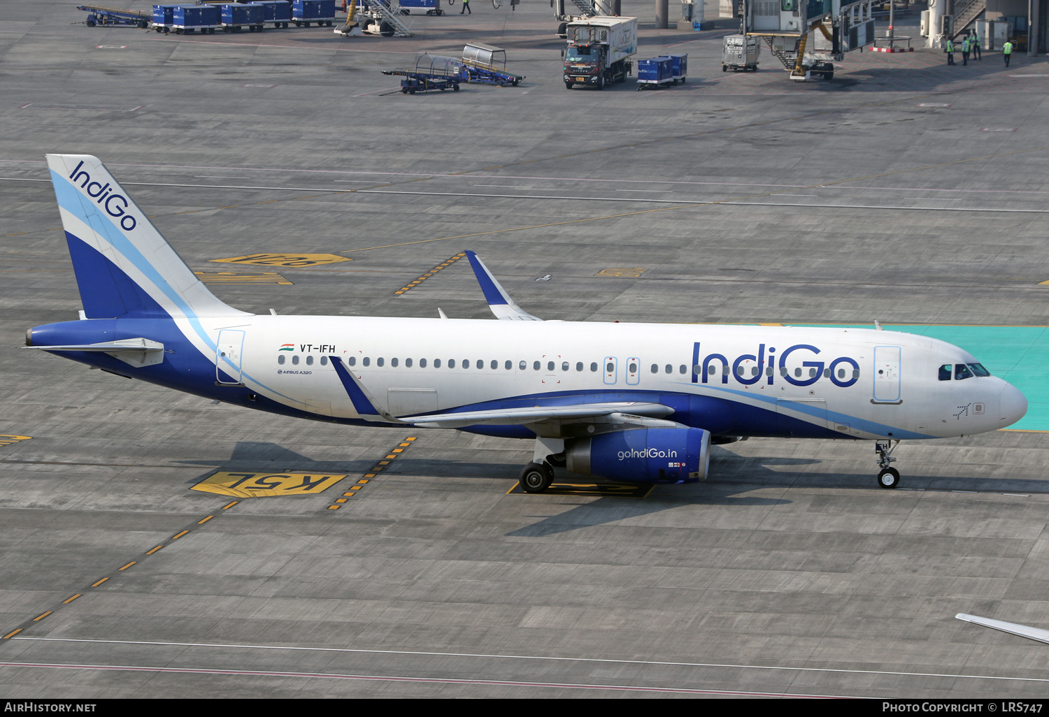 Aircraft Photo of VT-IFH | Airbus A320-232 | IndiGo | AirHistory.net #559130