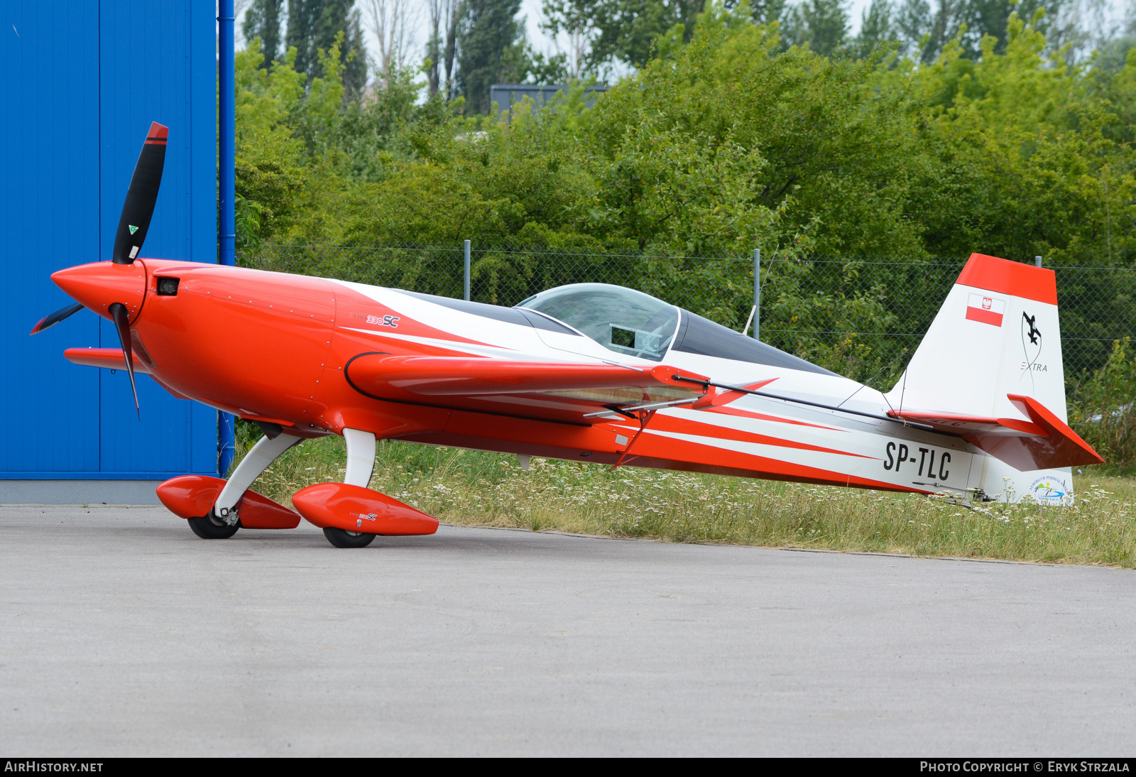 Aircraft Photo of SP-TLC | Extra EA-300SC | AirHistory.net #559136