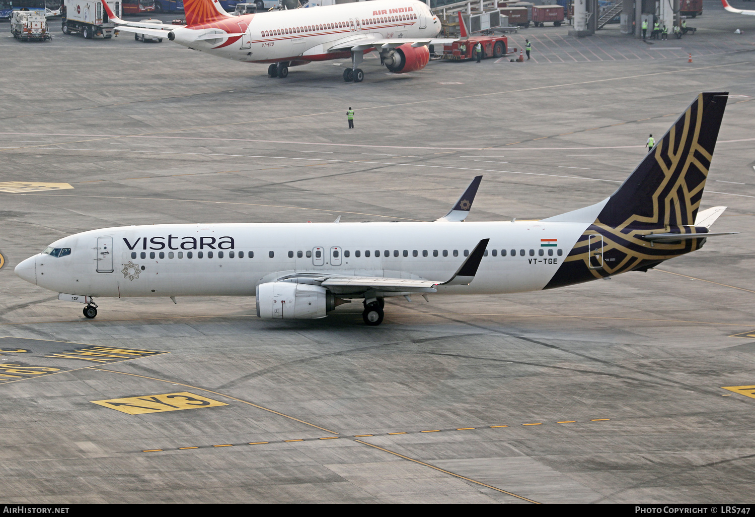 Aircraft Photo of VT-TGE | Boeing 737-8AL | Vistara | AirHistory.net #559196