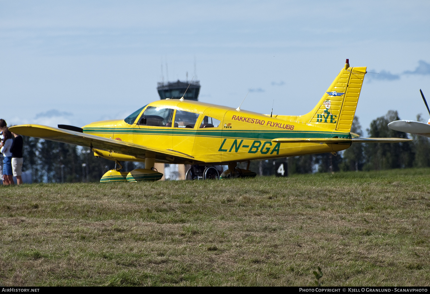 Aircraft Photo of LN-BGA | Piper PA-28-180 Cherokee Challenger | Rakkestad Flyklubb | AirHistory.net #559204