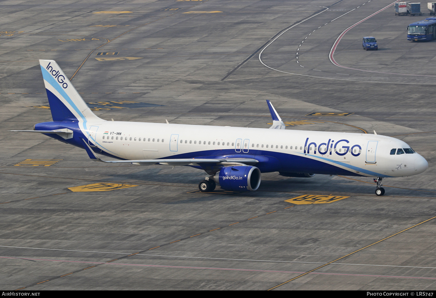 Aircraft Photo of VT-IMM | Airbus A321-251NX | IndiGo | AirHistory.net #559409