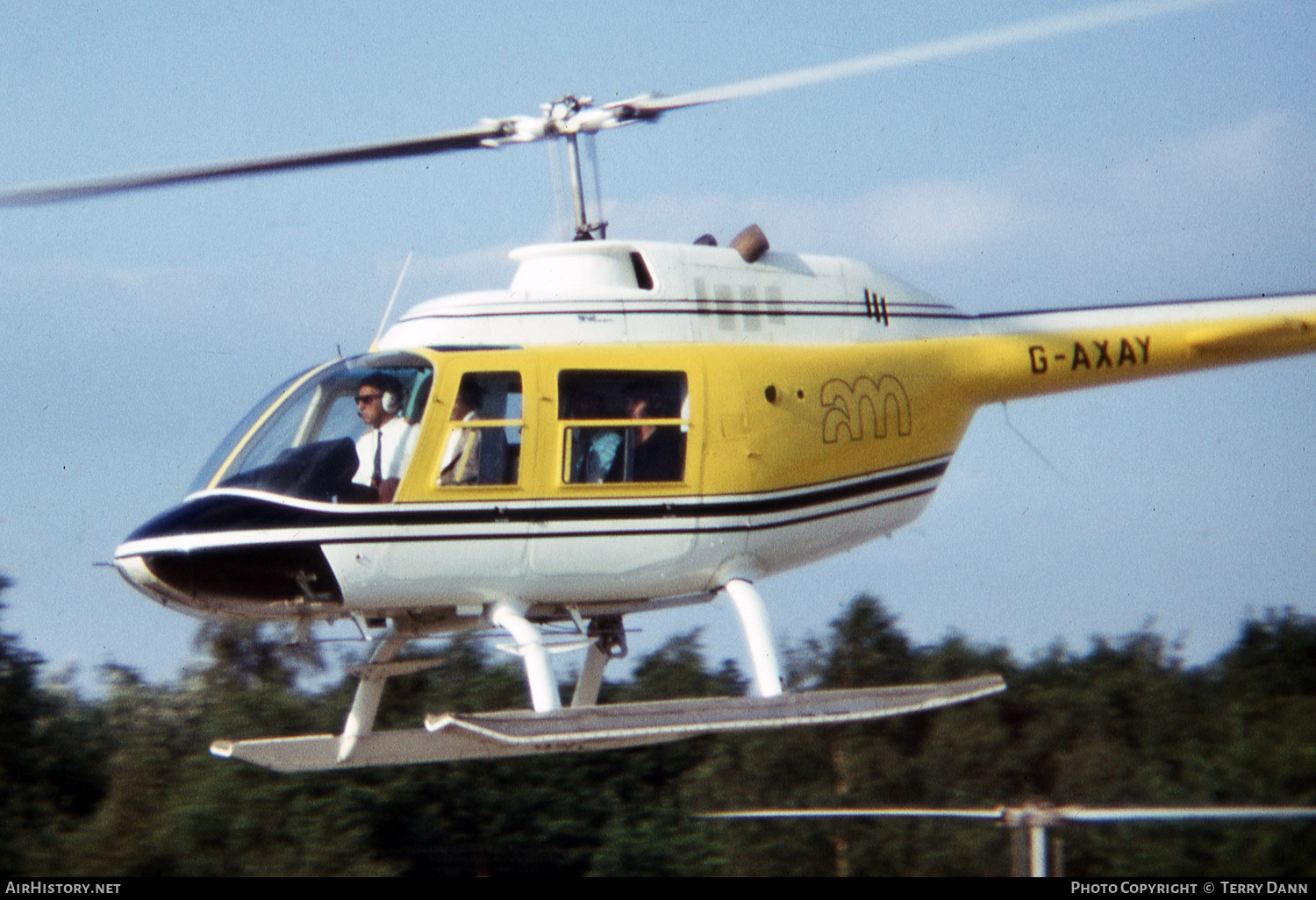Aircraft Photo of G-AXAY | Bell 206A JetRanger | Alan Mann | AirHistory.net #559419