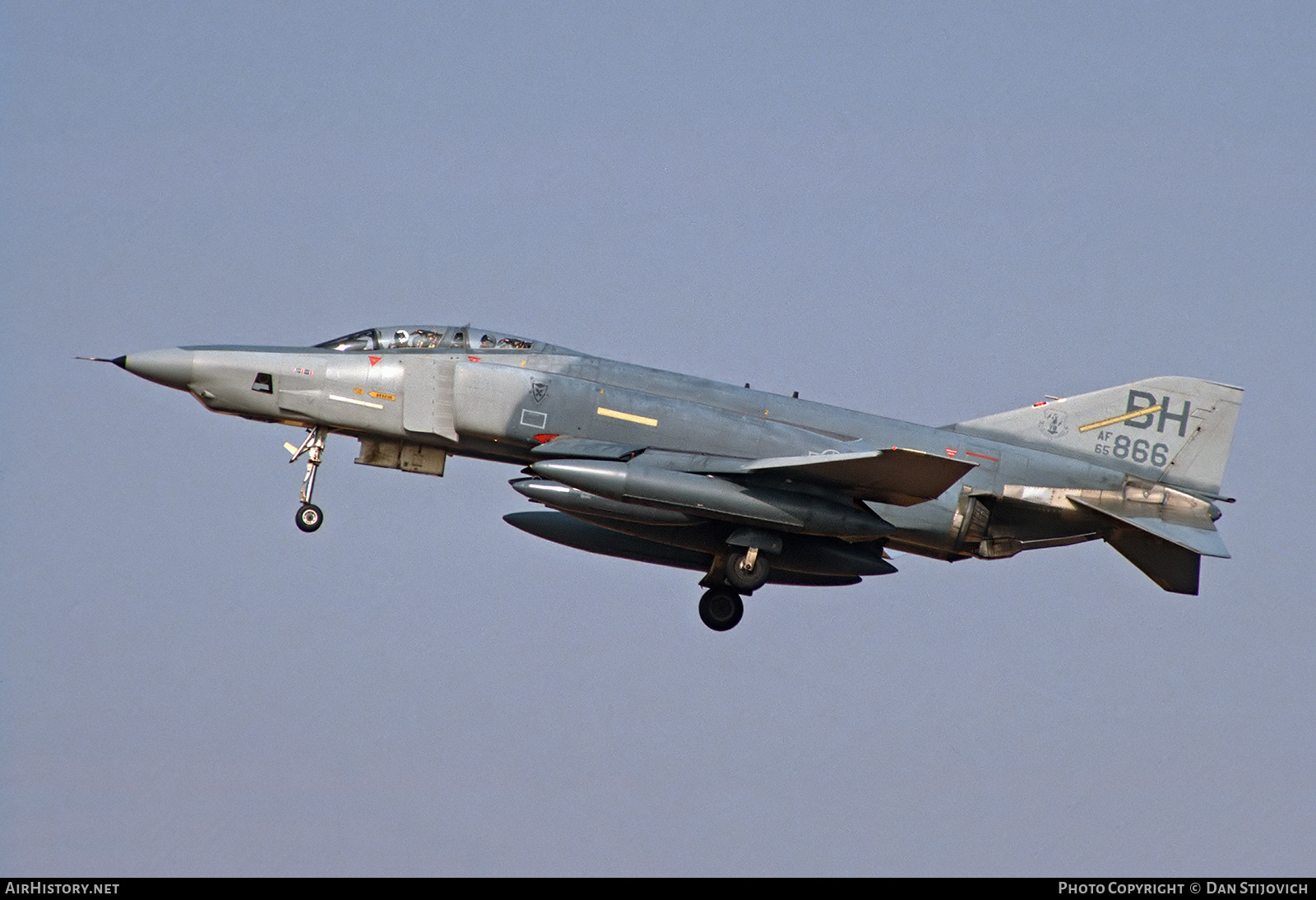 Aircraft Photo of 65-0866 / AF65-866 | McDonnell Douglas RF-4C Phantom II | USA - Air Force | AirHistory.net #559497