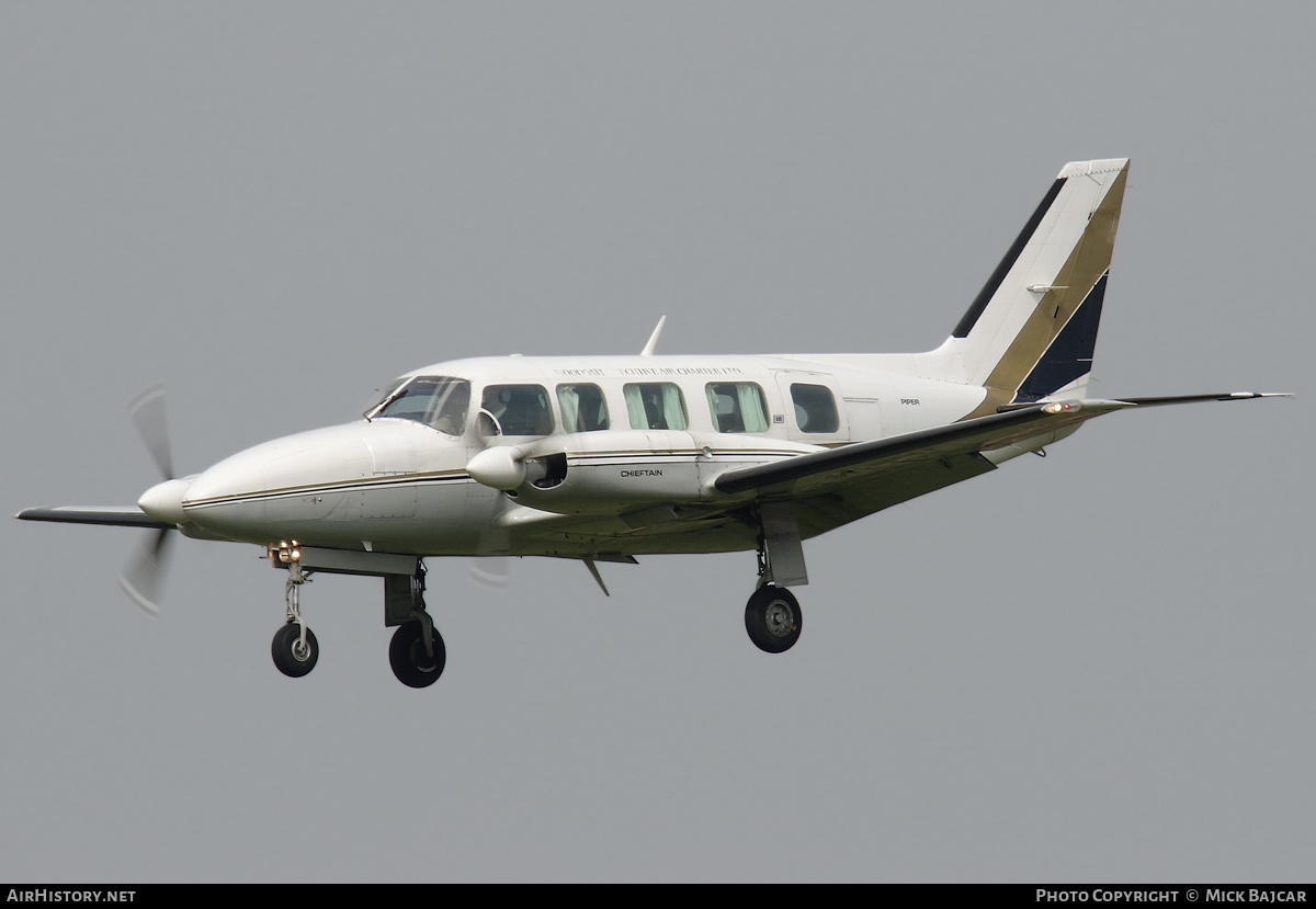 Aircraft Photo of G-CITY | Piper PA-31-350 Navajo Chieftain | Woodgate Executive Air Charter | AirHistory.net #559656