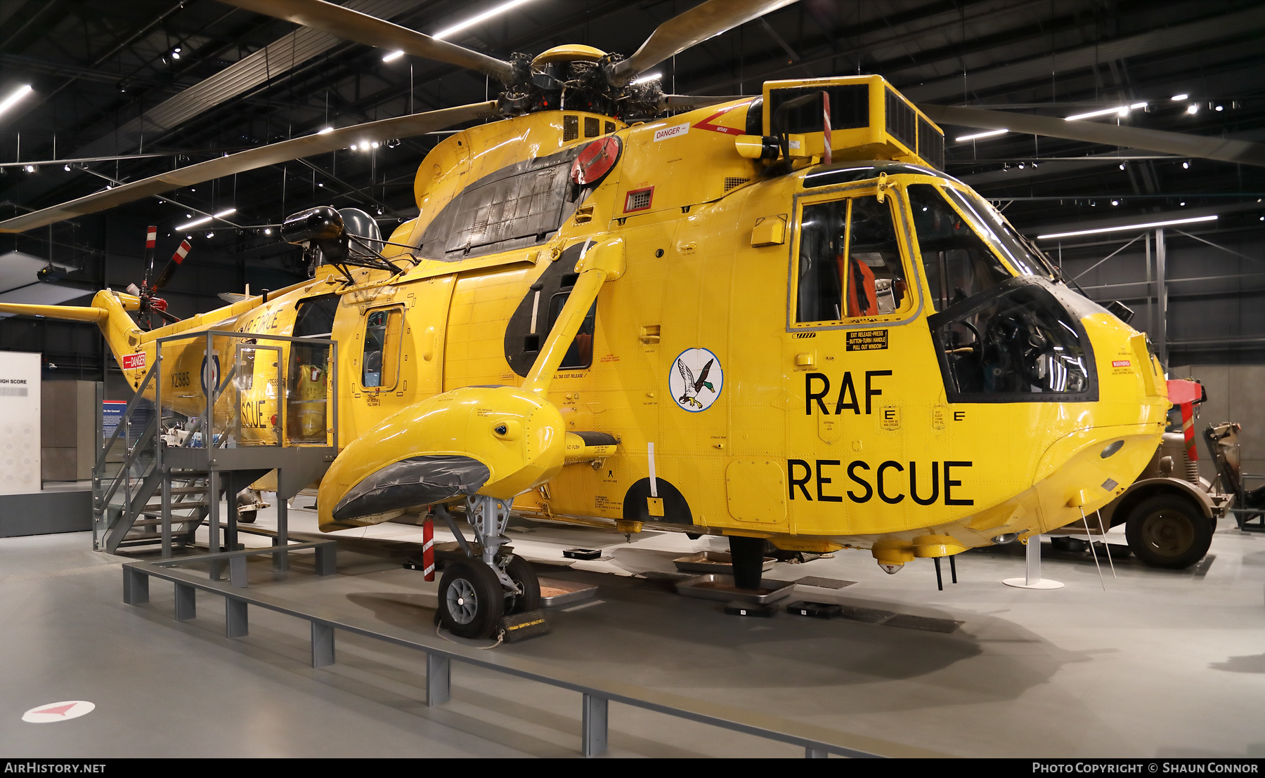 Aircraft Photo of XZ585 | Westland WS-61 Sea King HAR3 | UK - Air Force | AirHistory.net #559805