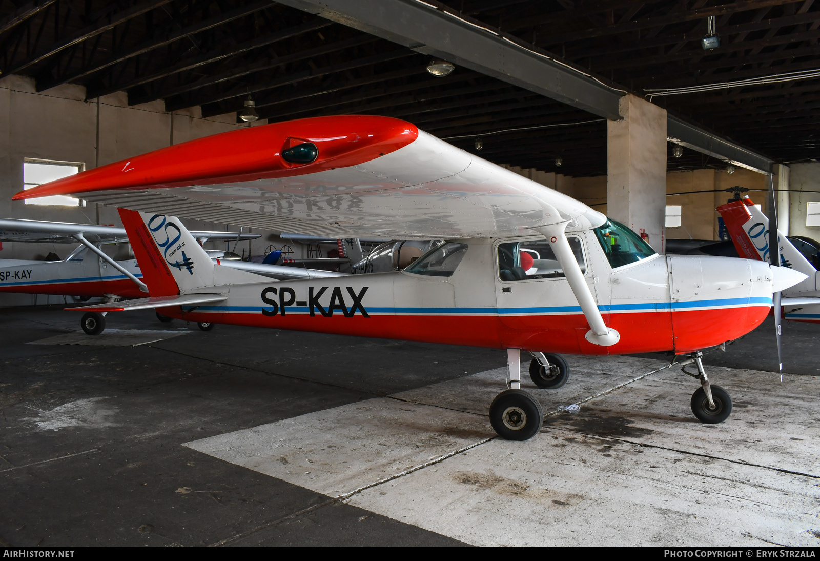 Aircraft Photo of SP-KAX | Cessna 150L | OSL - Ośrodek Szkolenia Lotniczego | AirHistory.net #559828