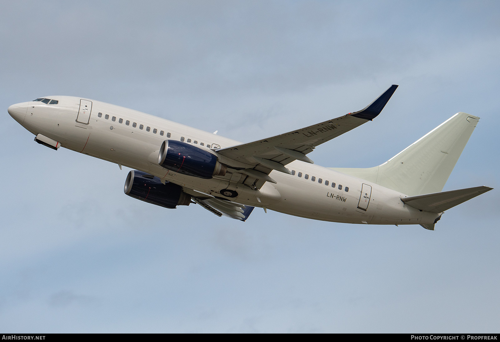Aircraft Photo of LN-RNW | Boeing 737-783 | AirHistory.net #559869