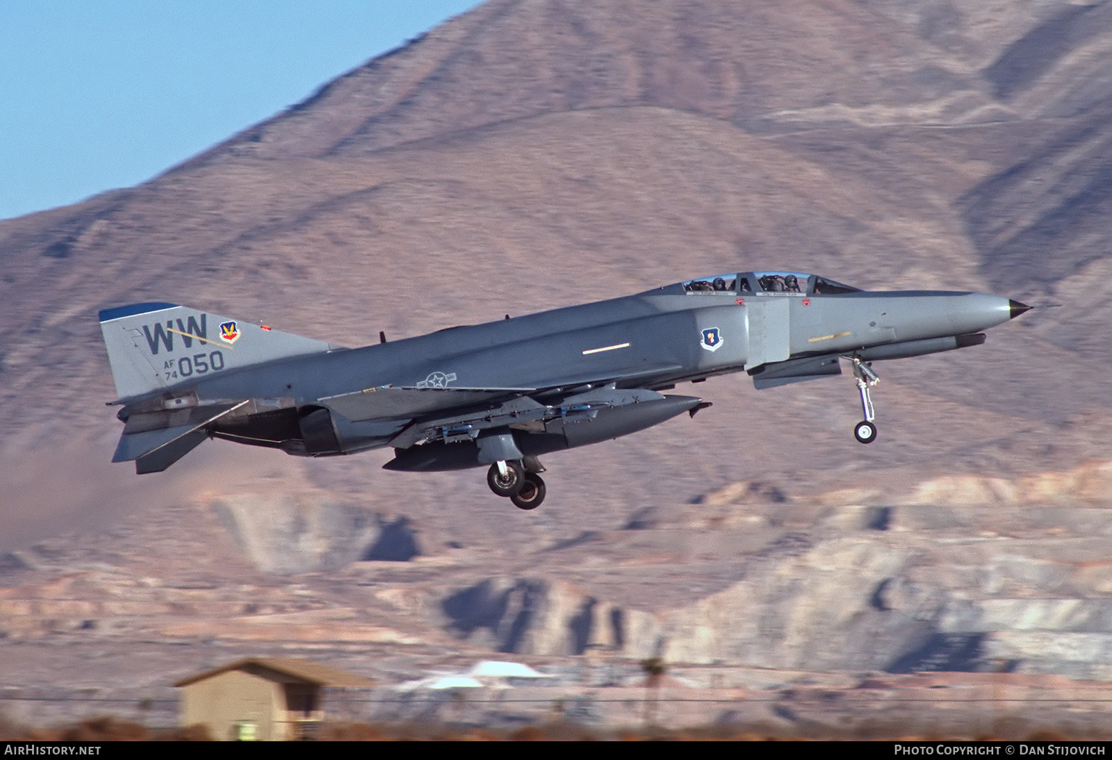 Aircraft Photo of 74-1050 / AF74-050 | McDonnell Douglas F-4E Phantom II | USA - Air Force | AirHistory.net #559893