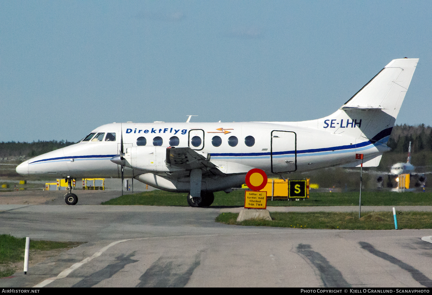 Aircraft Photo of SE-LHH | British Aerospace BAe-3201 Jetstream Super 31 | Direktflyg | AirHistory.net #559917