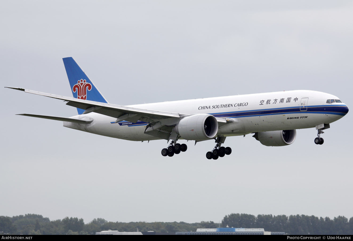 Aircraft Photo of B-2075 | Boeing 777-F1B | China Southern Airlines Cargo | AirHistory.net #559931