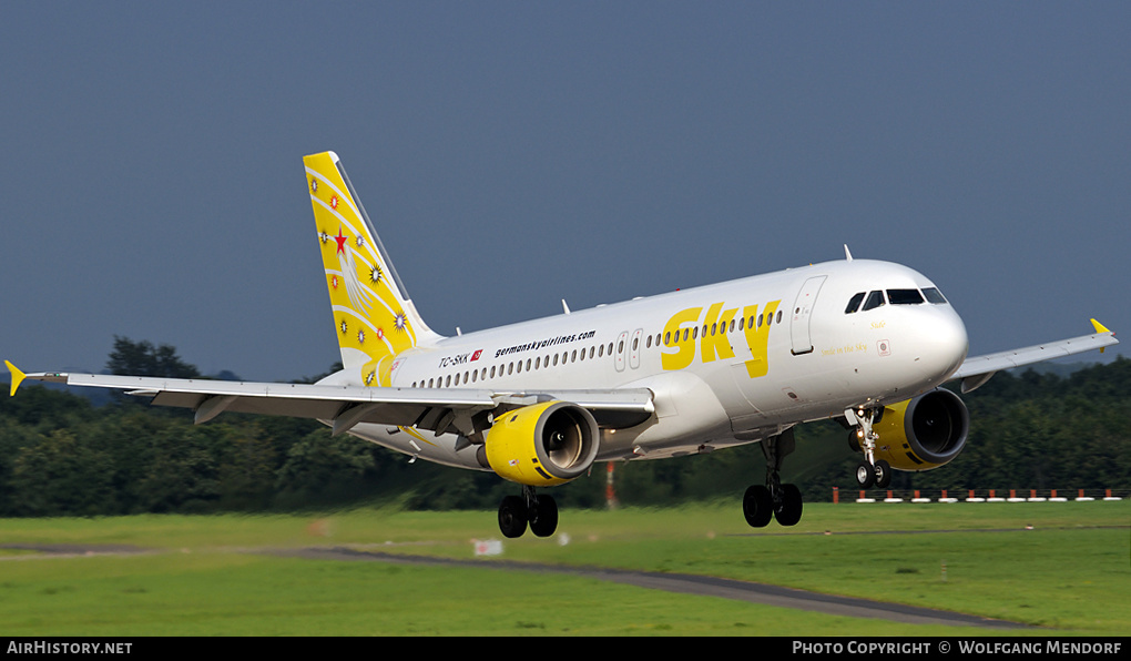 Aircraft Photo of TC-SKK | Airbus A320-211 | Sky Airlines | AirHistory.net #559998