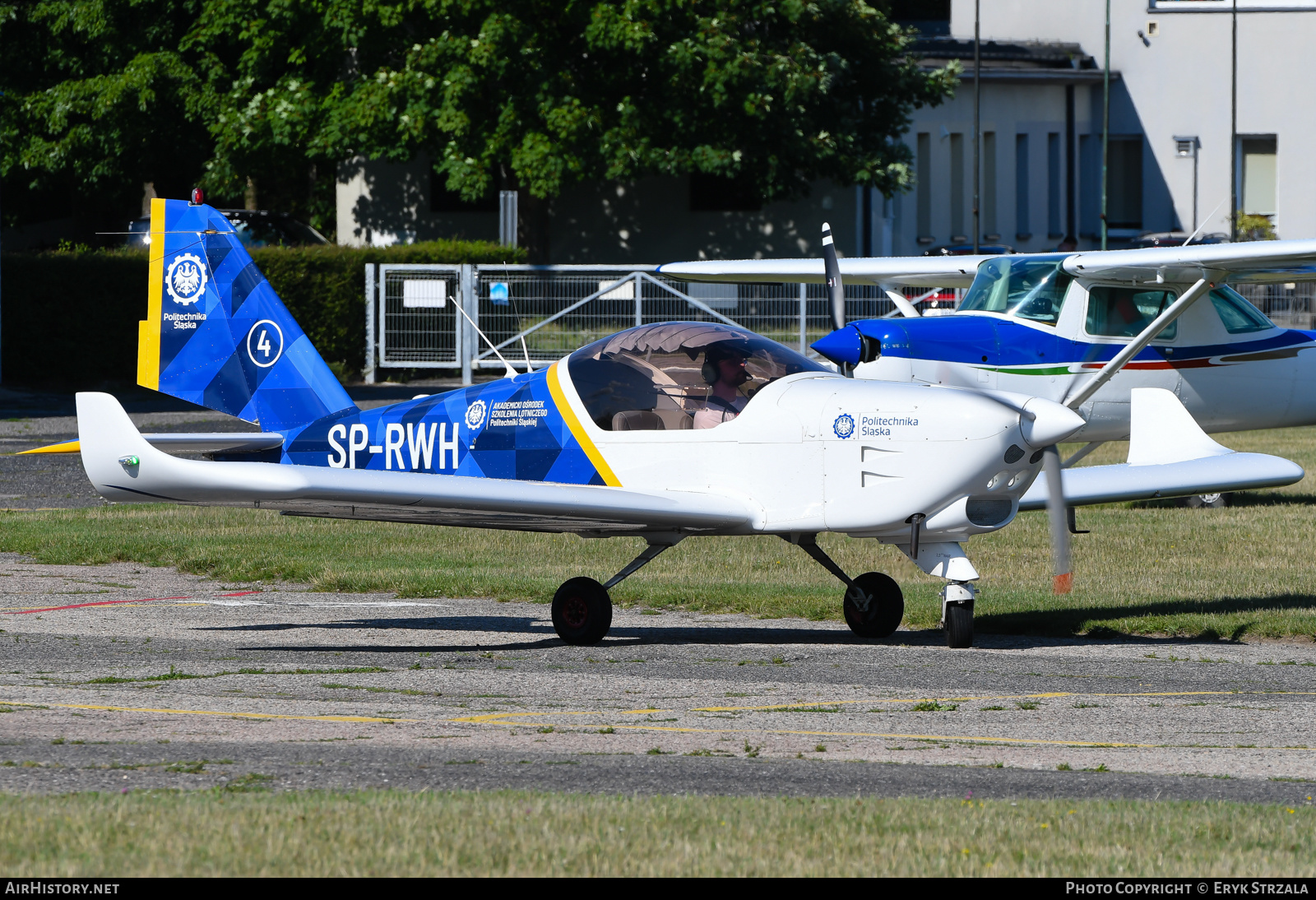 Aircraft Photo of SP-RWH | Aero AT-3 R100 | Akademicki Ośrodek Szkolenia Lotniczego | AirHistory.net #560074