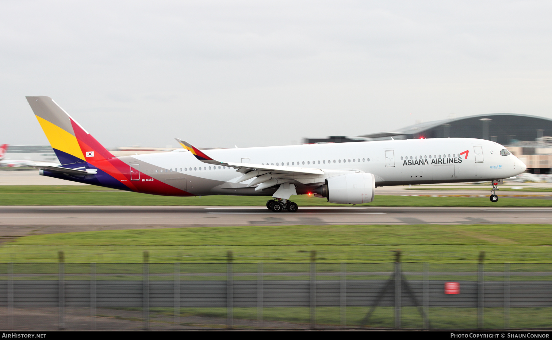 Aircraft Photo of HL8359 | Airbus A350-941 | Asiana Airlines | AirHistory.net #560111