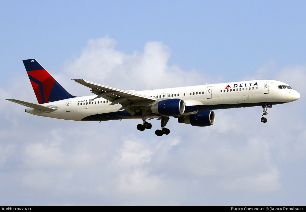 Aircraft Photo of N679DA | Boeing 757-232 | Delta Air Lines | AirHistory.net #560121