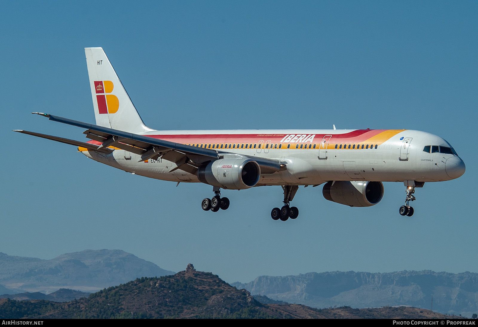 Aircraft Photo of EC-HIT | Boeing 757-256 | Iberia | AirHistory.net #560154