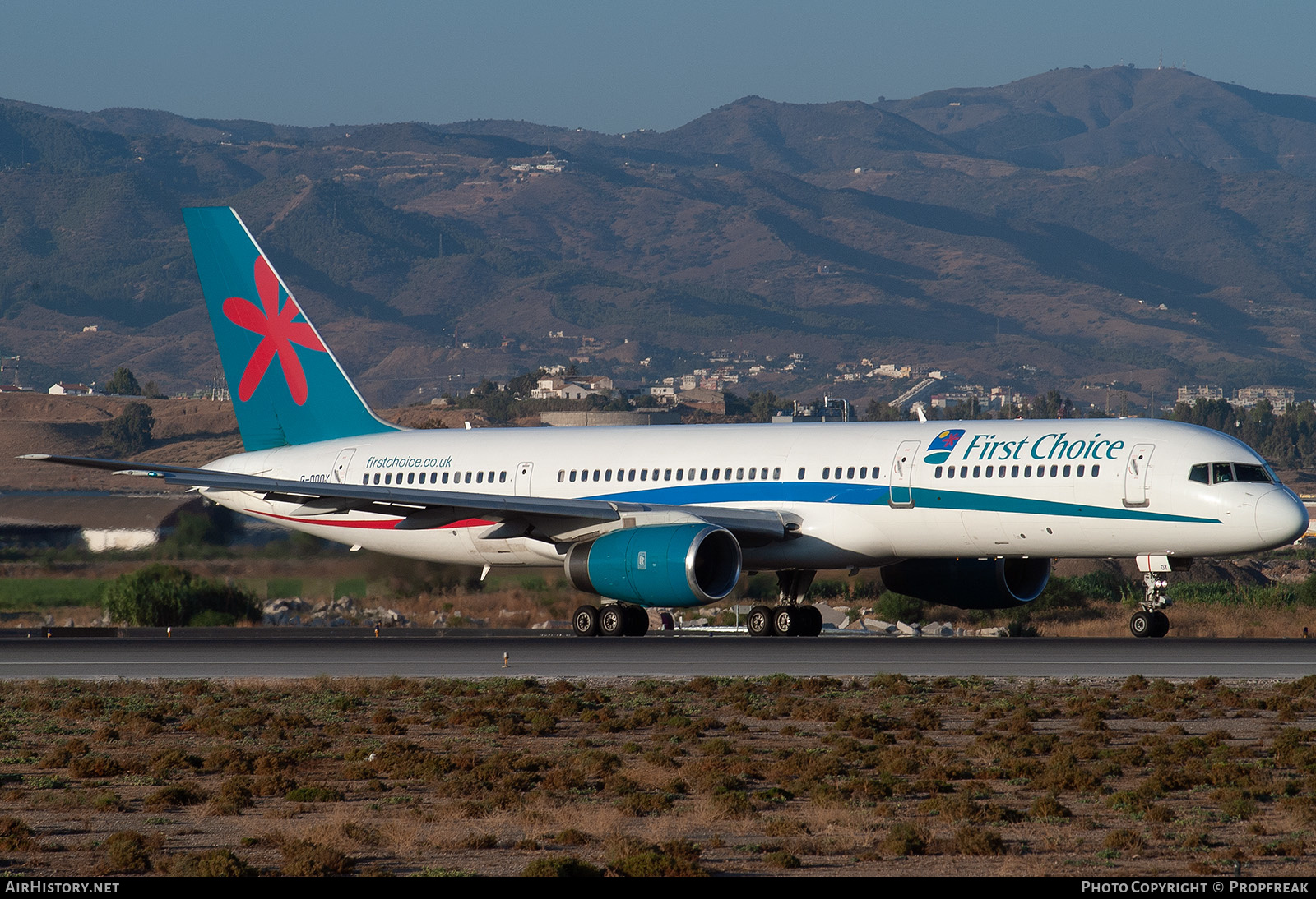 Aircraft Photo of G-OOOY | Boeing 757-28A | First Choice Airways | AirHistory.net #560321