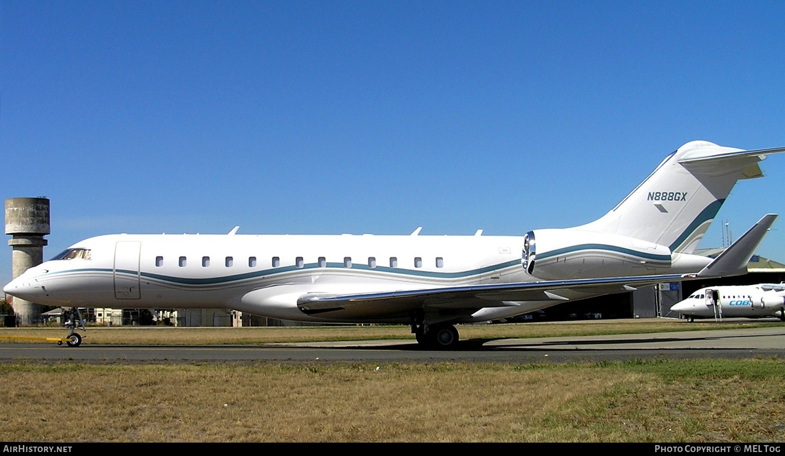 Aircraft Photo of N888GX | Bombardier Global Express XRS (BD-700-1A10) | AirHistory.net #560337