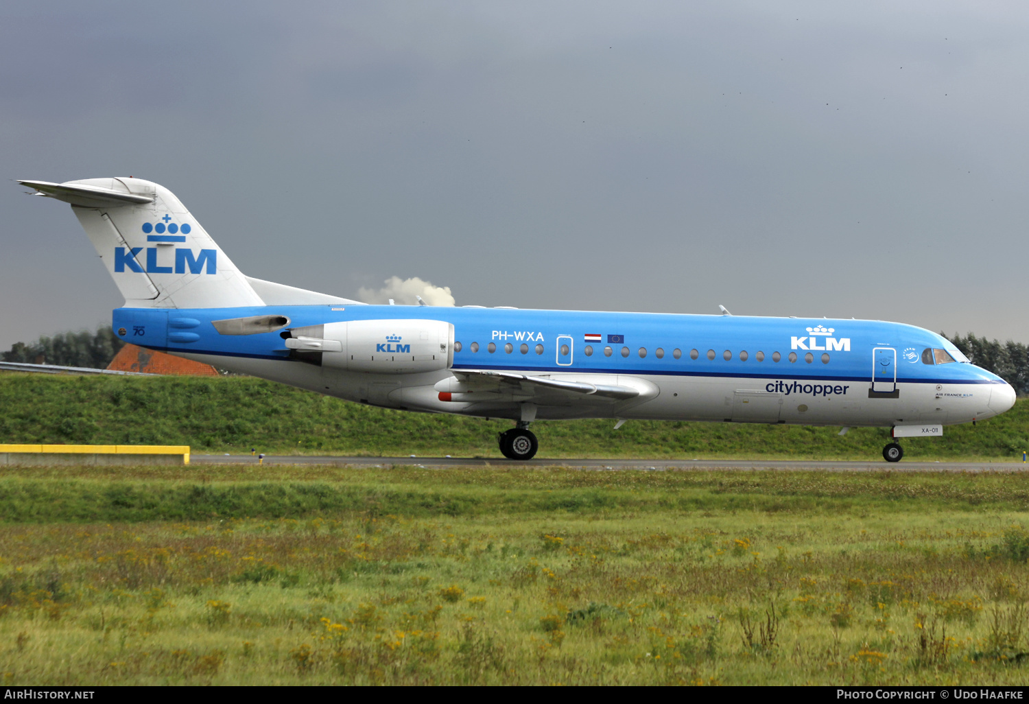 Aircraft Photo of PH-WXA | Fokker 70 (F28-0070) | KLM Cityhopper | AirHistory.net #560389