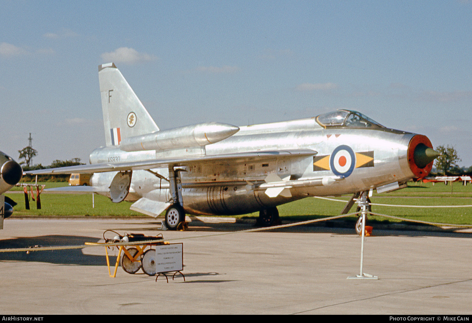 Aircraft Photo of XS930 | English Electric Lightning F6 | UK - Air Force | AirHistory.net #560493