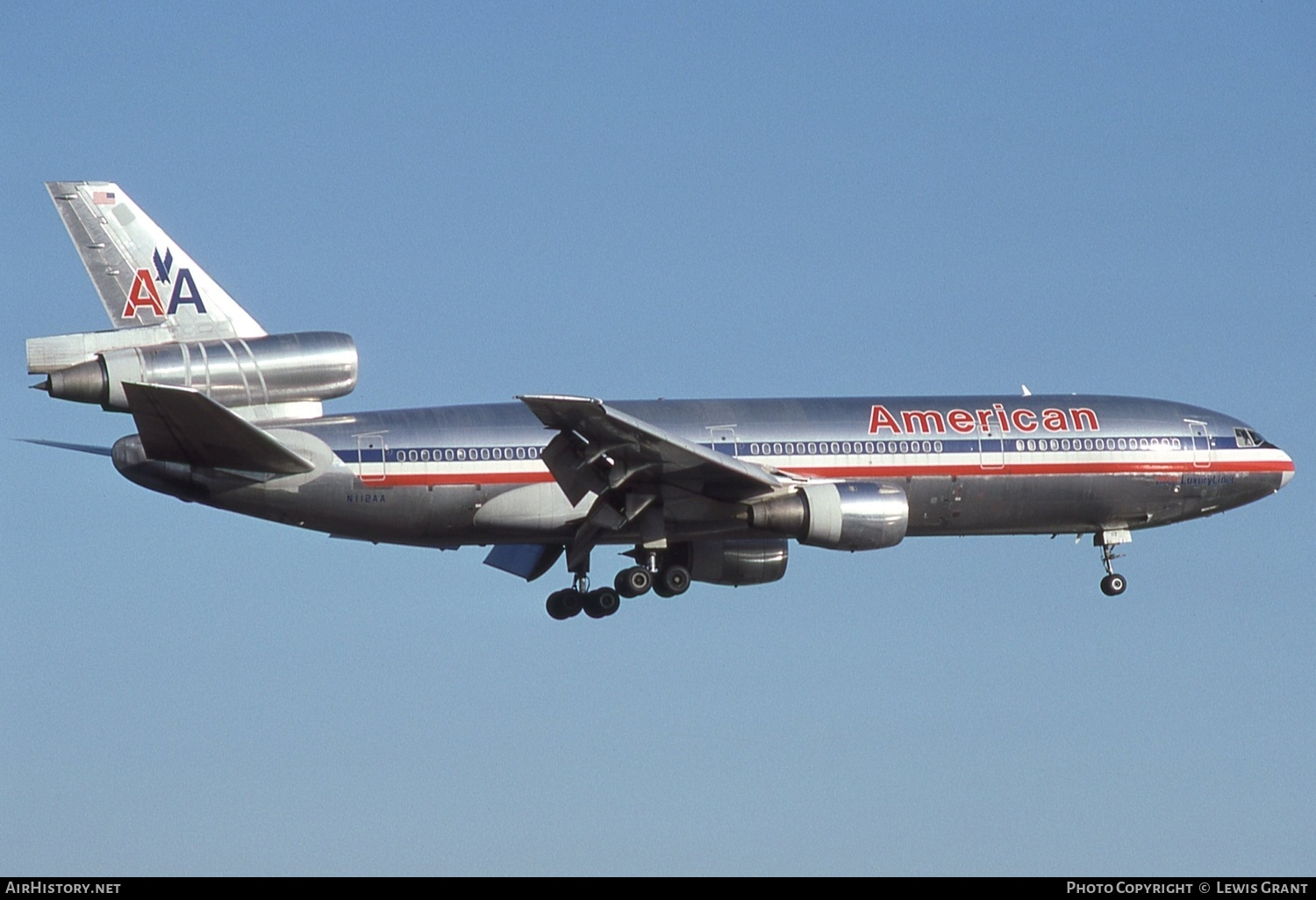Aircraft Photo of N112AA | McDonnell Douglas DC-10-10 | American Airlines | AirHistory.net #560535