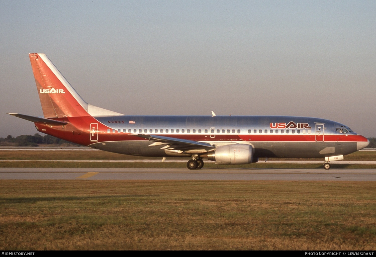 Aircraft Photo of N588US | Boeing 737-301 | USAir | AirHistory.net #560540