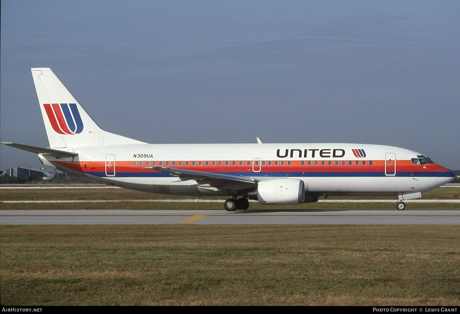 Aircraft Photo of N309UA | Boeing 737-322 | United Airlines | AirHistory.net #560545