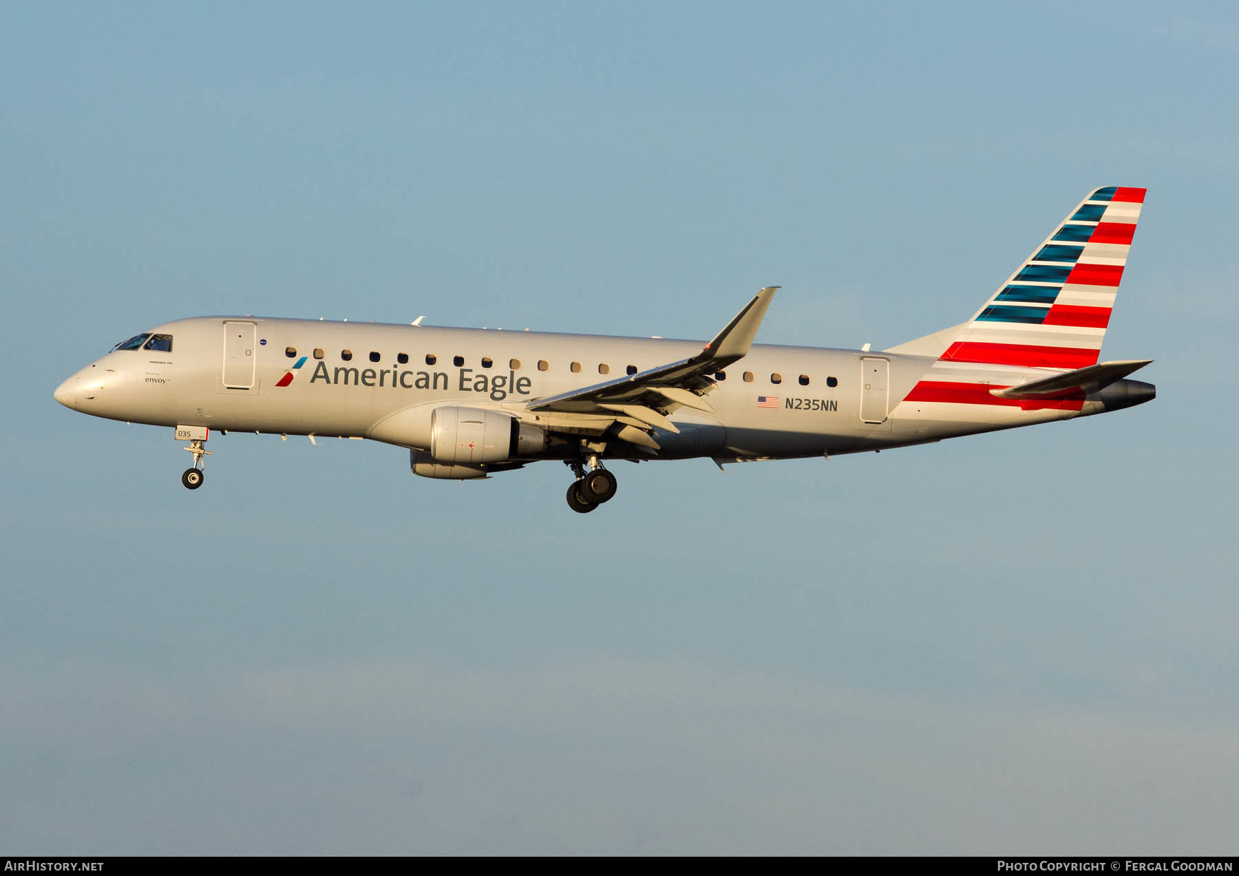 Aircraft Photo of N235NN | Embraer 175LR (ERJ-170-200LR) | American Eagle | AirHistory.net #560677