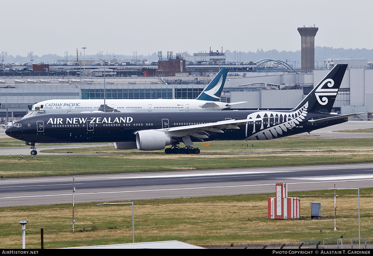 Aircraft Photo of ZK-OKQ | Boeing 777-319/ER | Air New Zealand | AirHistory.net #560721