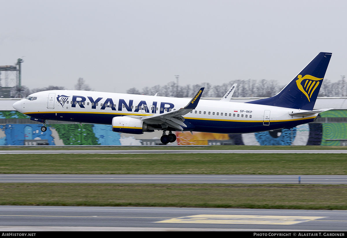 Aircraft Photo of SP-RKP | Boeing 737-8AS | Ryanair | AirHistory.net #560774