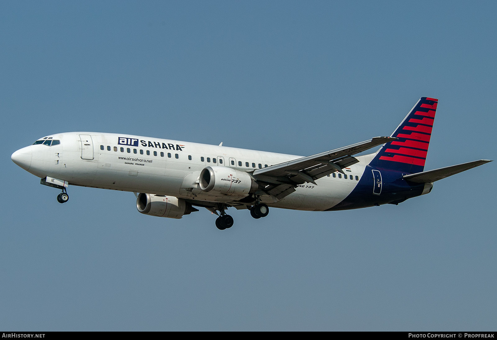 Aircraft Photo of VT-SIE | Boeing 737-4Q8 | Air Sahara | AirHistory.net #560887