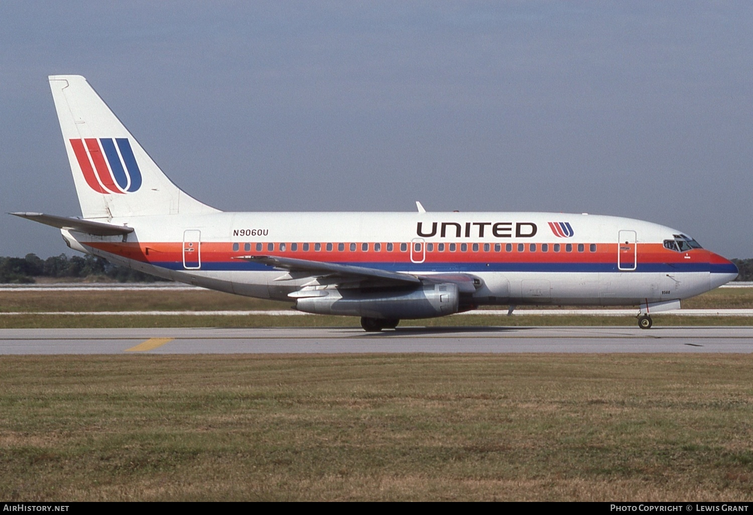 Aircraft Photo of N9060U | Boeing 737-222 | United Airlines | AirHistory.net #560935