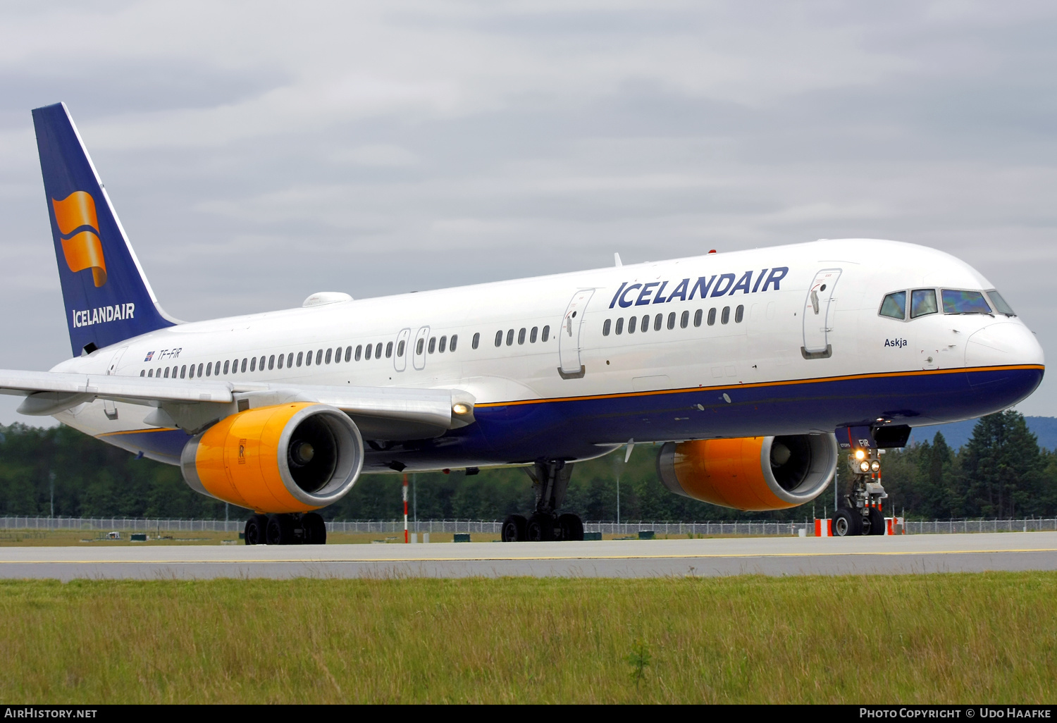 Aircraft Photo of TF-FIR | Boeing 757-256 | Icelandair | AirHistory.net #560991