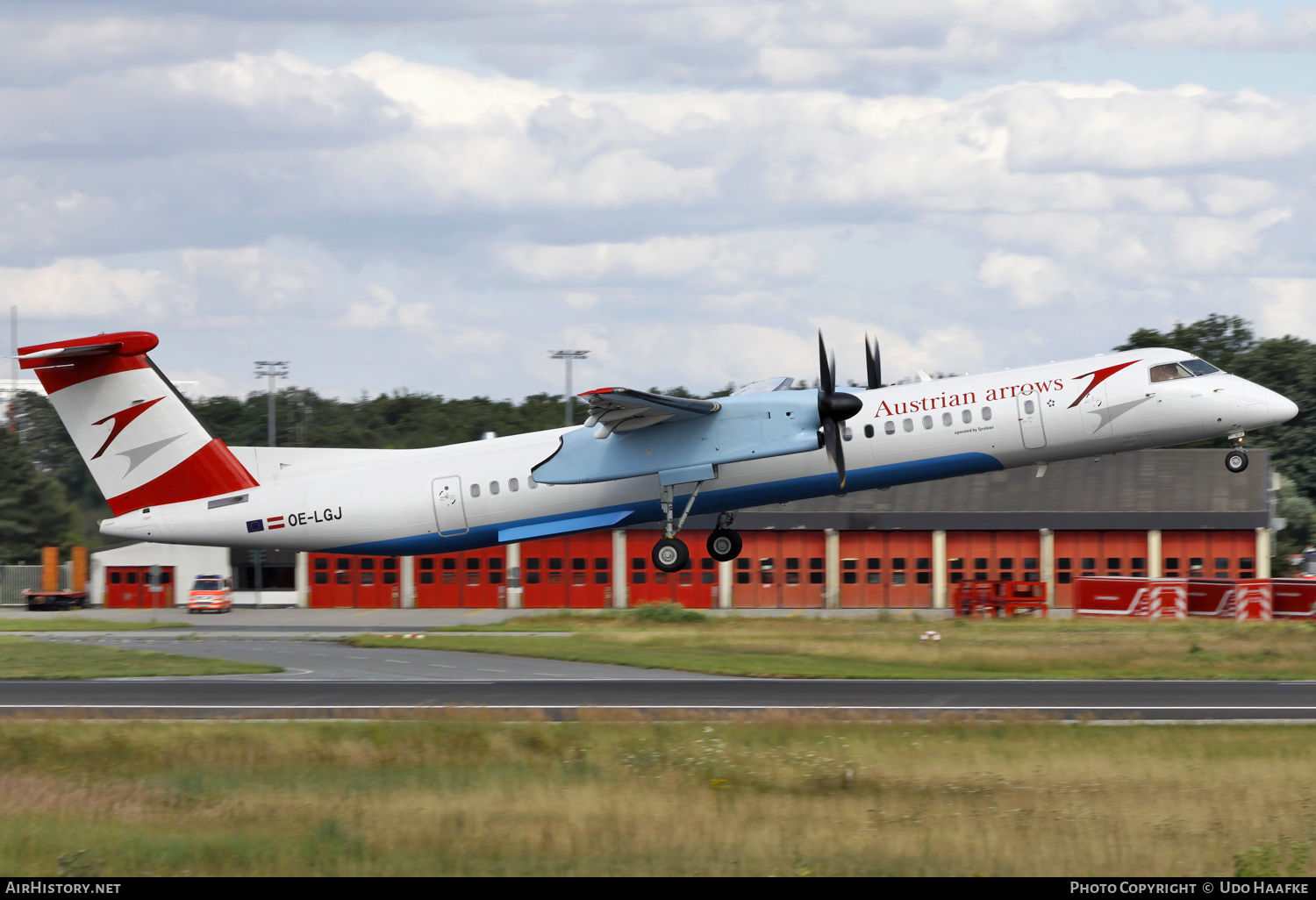 Aircraft Photo of OE-LGJ | Bombardier DHC-8-402 Dash 8 | Austrian Arrows | AirHistory.net #561048