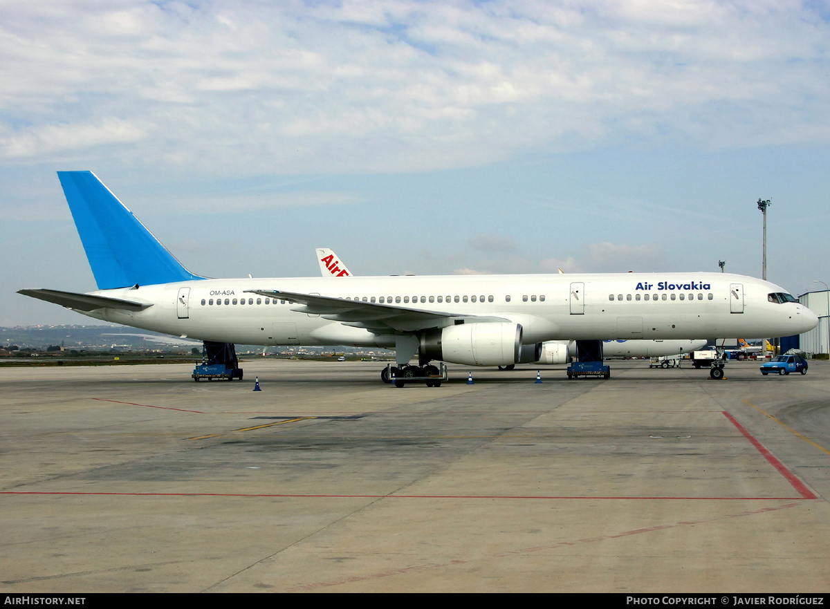 Aircraft Photo of OM-ASA | Boeing 757-236 | Air Slovakia | AirHistory.net #561078